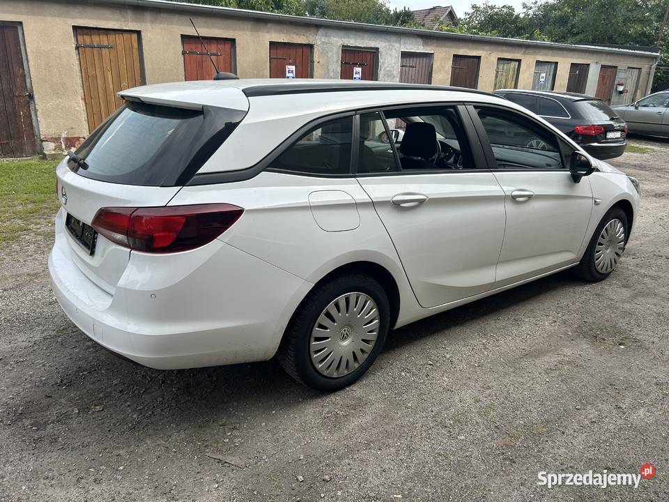 Opel Astra zarejestrowany 16 cdti wielkopolskie Września
