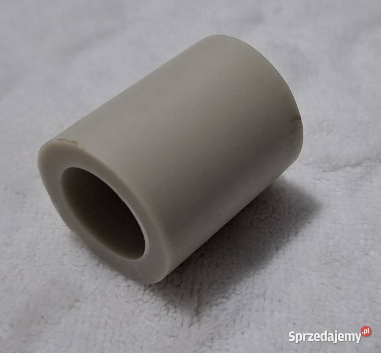 Tuleja plastikowa szara 16x25mm Czeladź