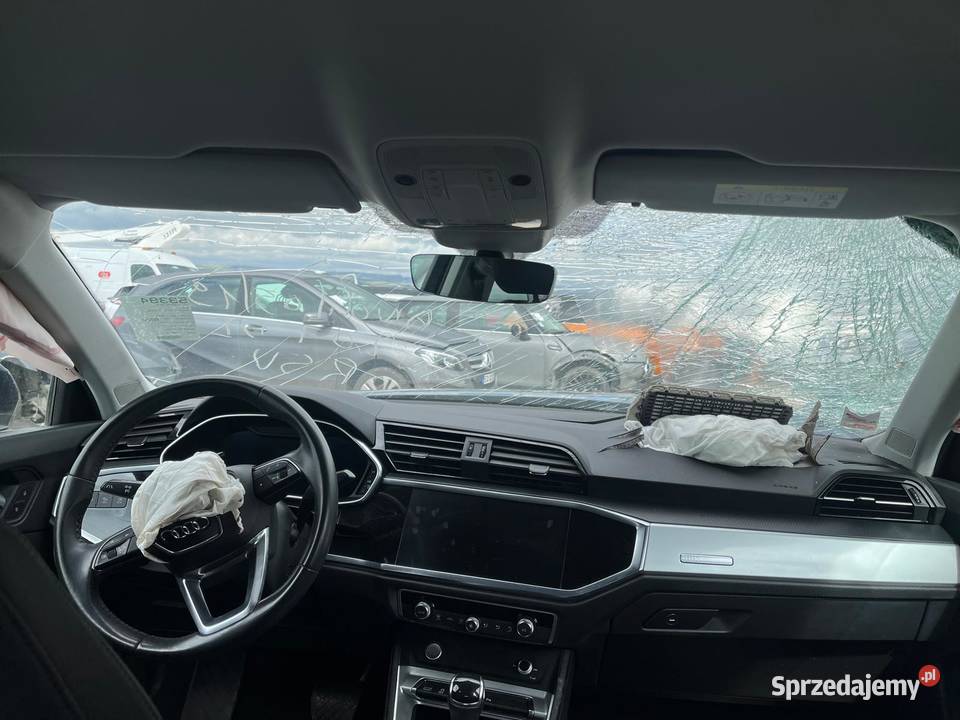 AUDI Q3 20 35 TDi 150 Business Line FF688 Wrocław sprzedam