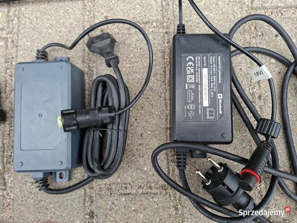 Baza stacja ładowania dokująca robot koszący