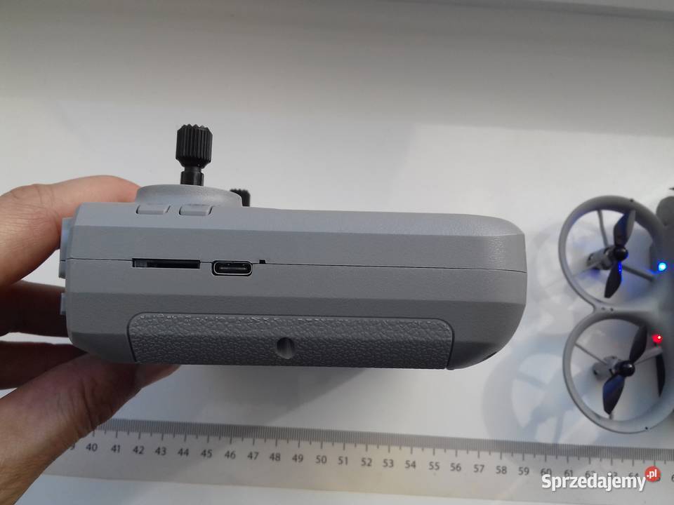Dron K100 mini WiFi FPV LCD 43 fotografia sprzedam