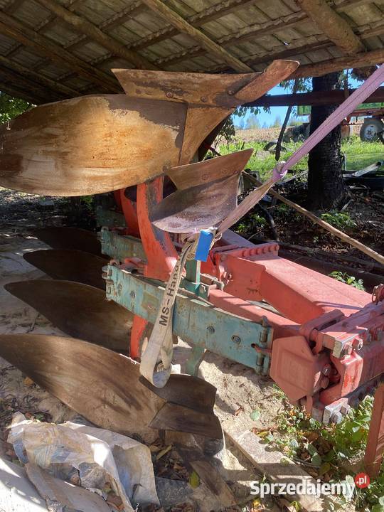 Plugi Kverneland 4 skibowe obracane