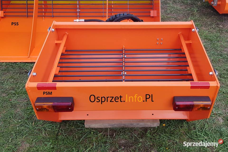 Piaskarkosolarka posypywarka do ciągnika PSM100 Gliwice