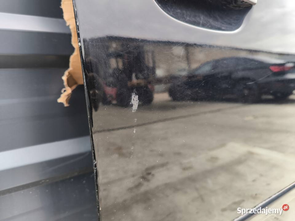 DRZWI PRAWY PRZÓD AUDI A4 B7 LY9B SEDAN AVANT Przystajń