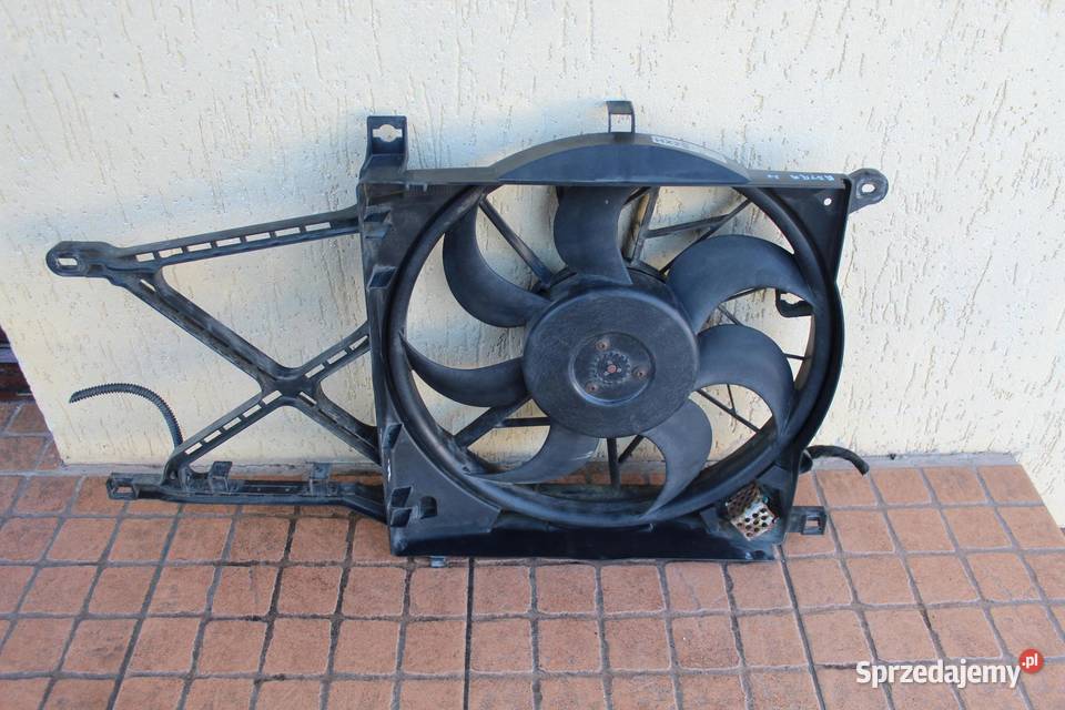 WENTYLATOR CHŁODNICY OPEL ASTRA H 16 13205941 sprzedam