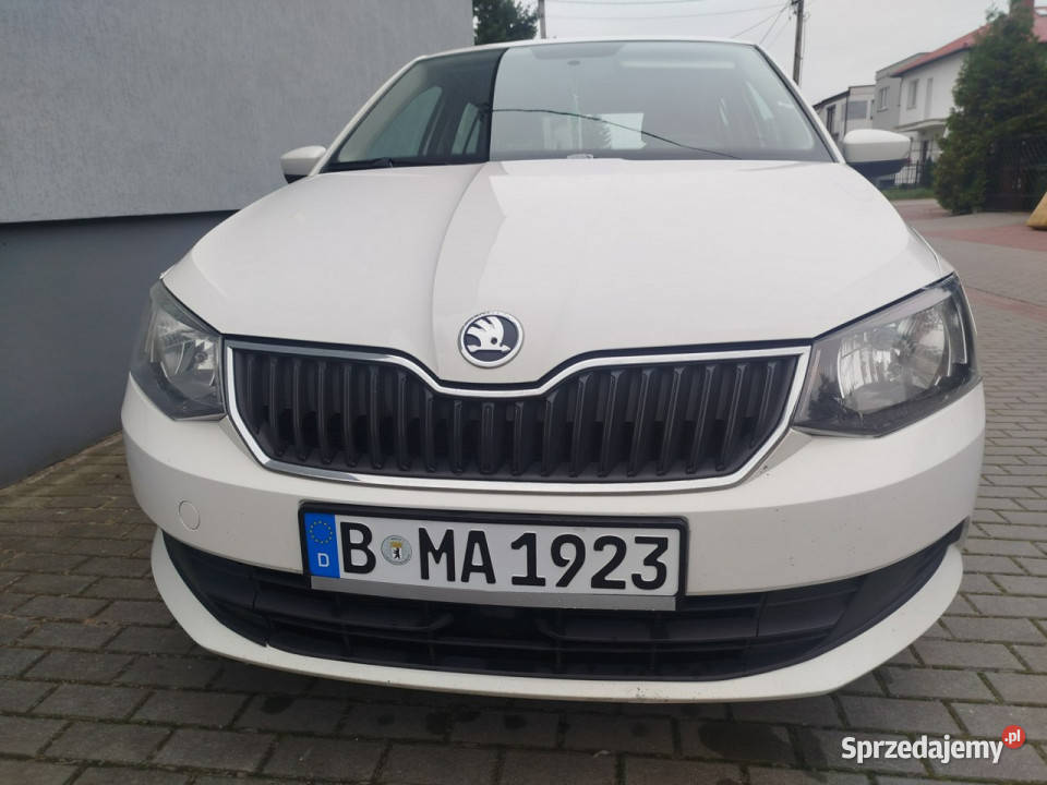 koda Fabia BENZYNA KLIMA 2015R w wszystkie opaty Hatchback