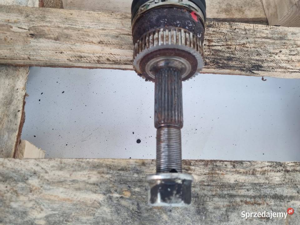 PÓŁOŚ Nissan Juke 16 T turbo PRAWA TYLNA półośka Chełm