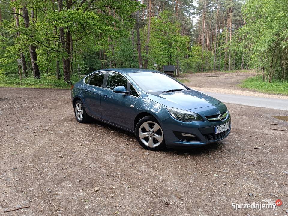 Opel Astra J 14B 140 LPG 201709 zadbana niebieski Siewierz