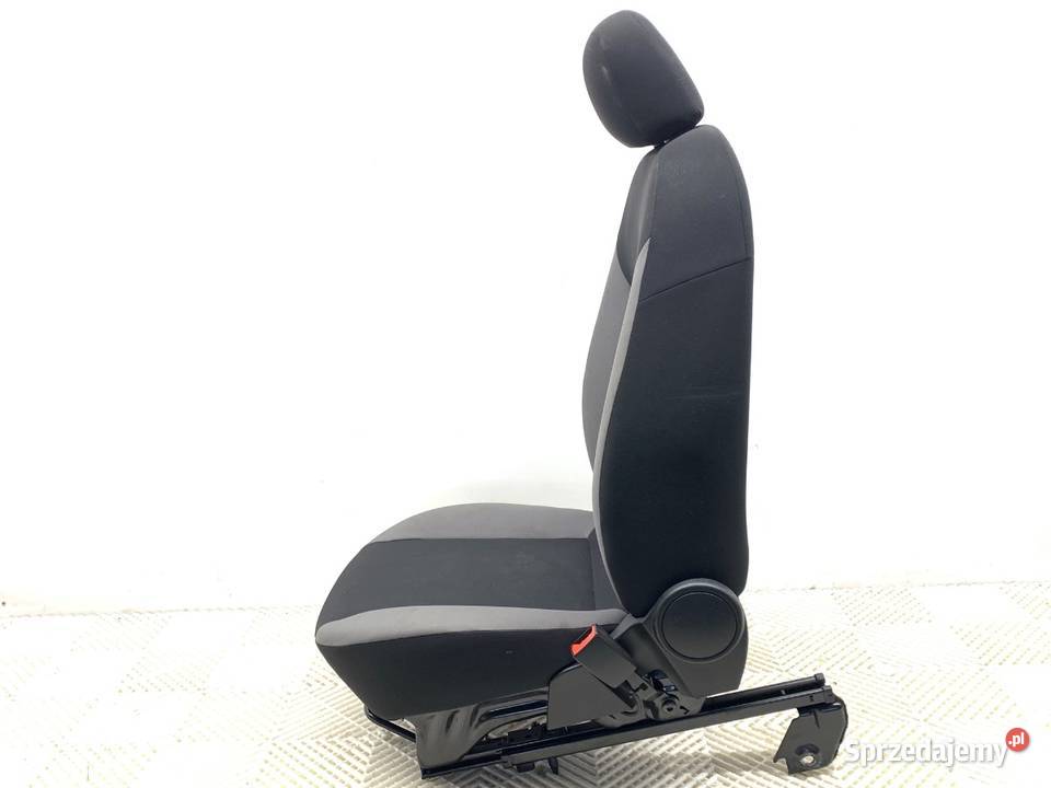 FOTEL PRAWY PRZÓD FIAT DOBLO II Minivan osobowe sprzedam