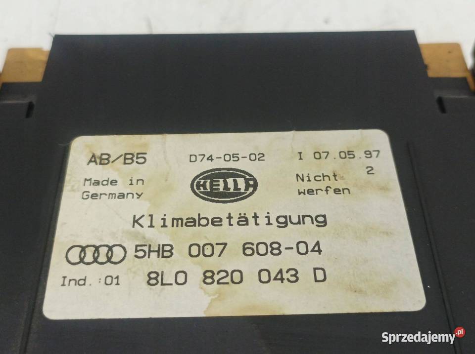 PANEL NAWIEWU 8L0820043D Audi A3 I 19962003 8L Rok produkcji 1997