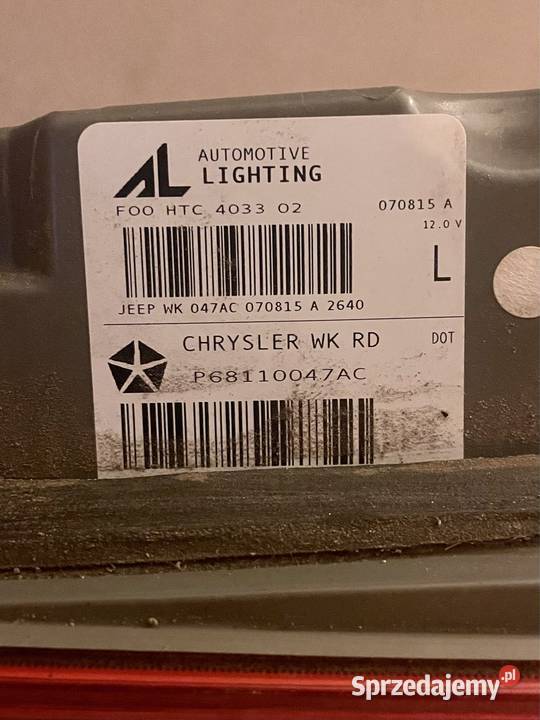JEEP GRAND CHEROKEE WK2 LAMPA TYŁ TYLNA W KLAPĘ Katowice