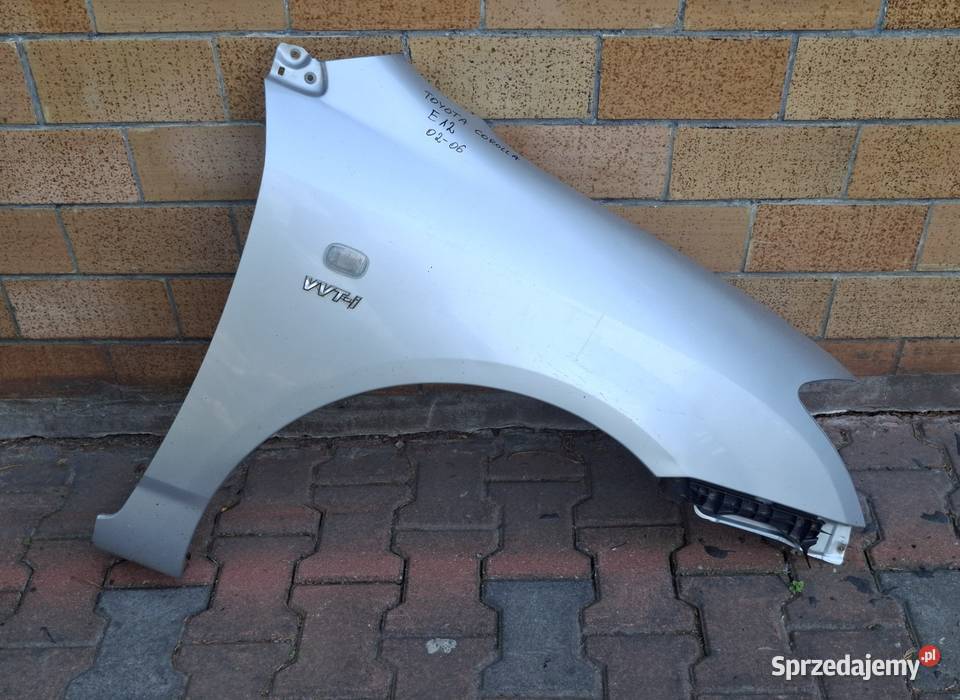 Błotnik Prawy Toyota Corolla osobowe Sandomierz