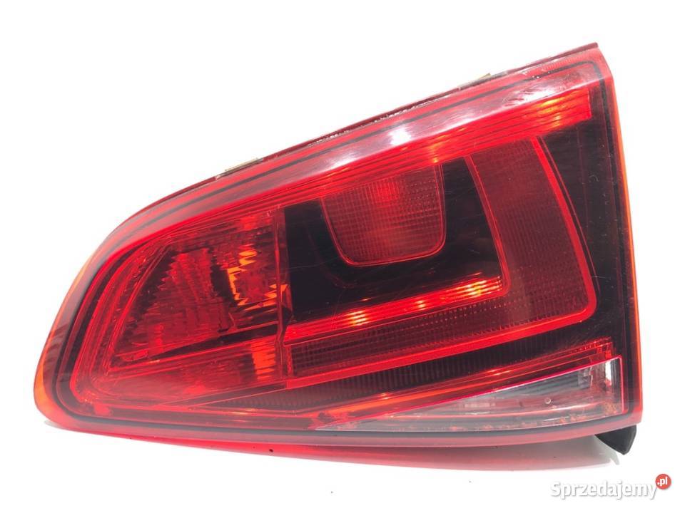 LAMPA TYŁ PRAWA WEWNĘTRZNA VW GOLF VII