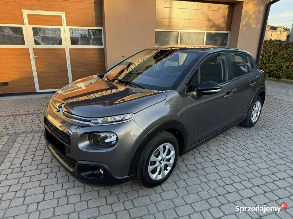 Citroen C3 12 83 Klimatyzacja 1Właściciel III światła do jazdy dziennej Orzech