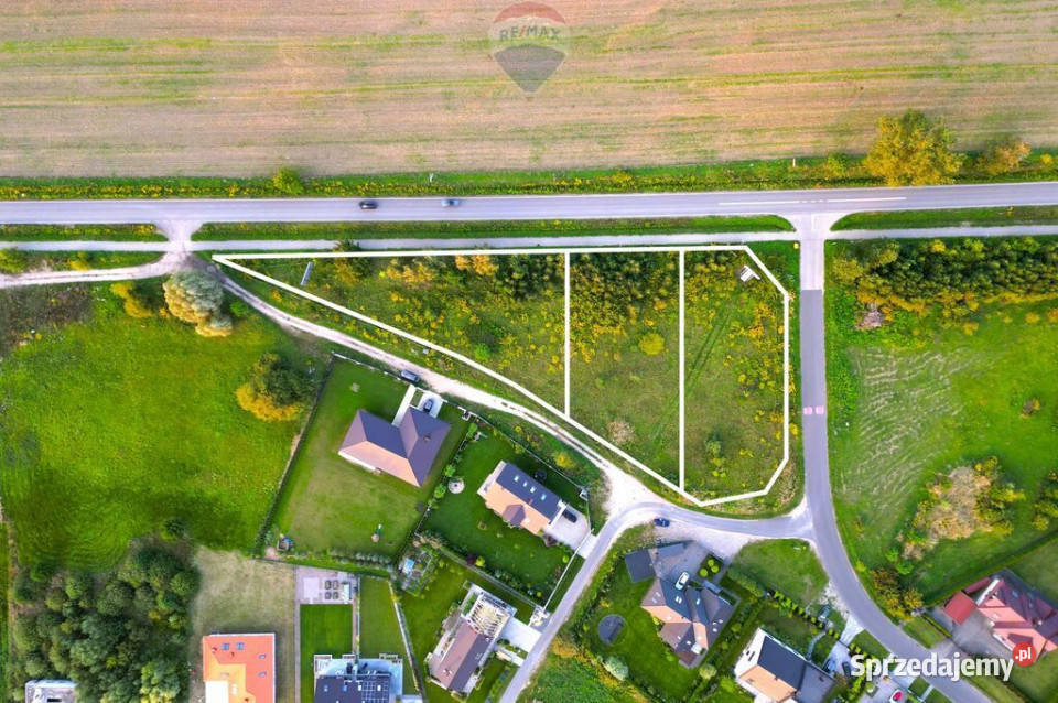 Teren pod zabudowę jednorodzinną z usługami Sprzedaż