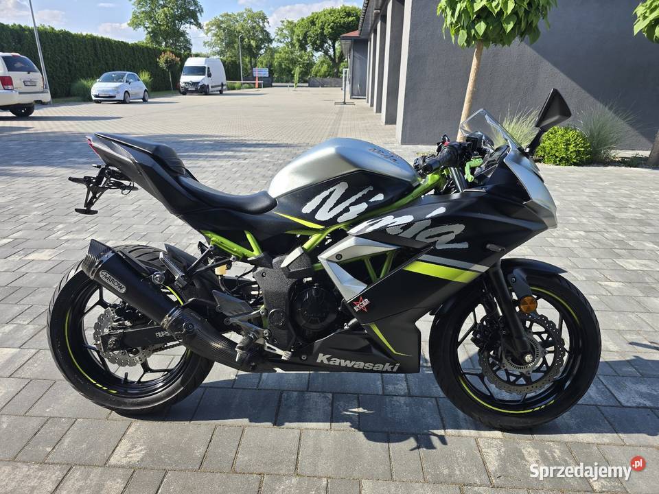 Kawasaki Ninja 125 Wydech Arrow Serwisie Na KatB Rok produkcji 2019 łódzkie