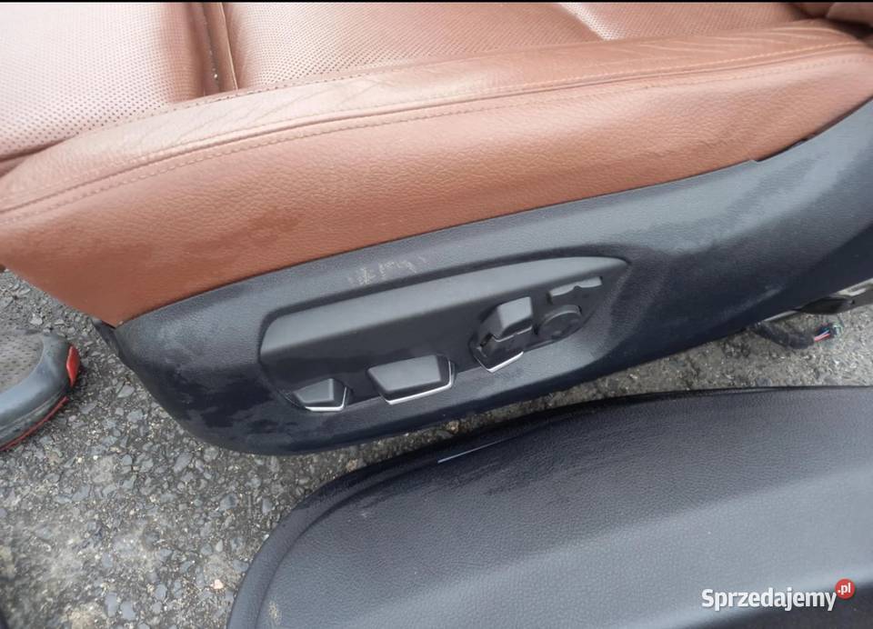 Komplet foteli fotele wnętrze komforty BMW F11 łódzkie Łódź
