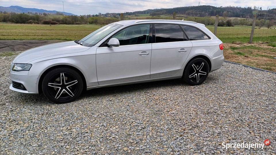 Audi A4 20 TDI skóraalkantara Sanok