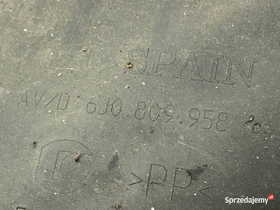 NADKOLE PRAWY PRZÓD SEAT IBIZA IV 6J0809958C