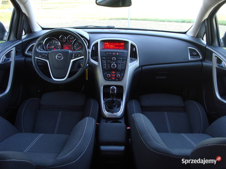 Opel Astra 14 Turbo benzyna 140 sprowadzony tempomat Radom