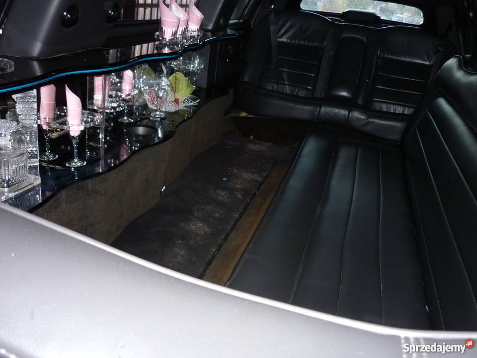 Limuzyna LINCOLN TOWN CAR 100000km Mielec