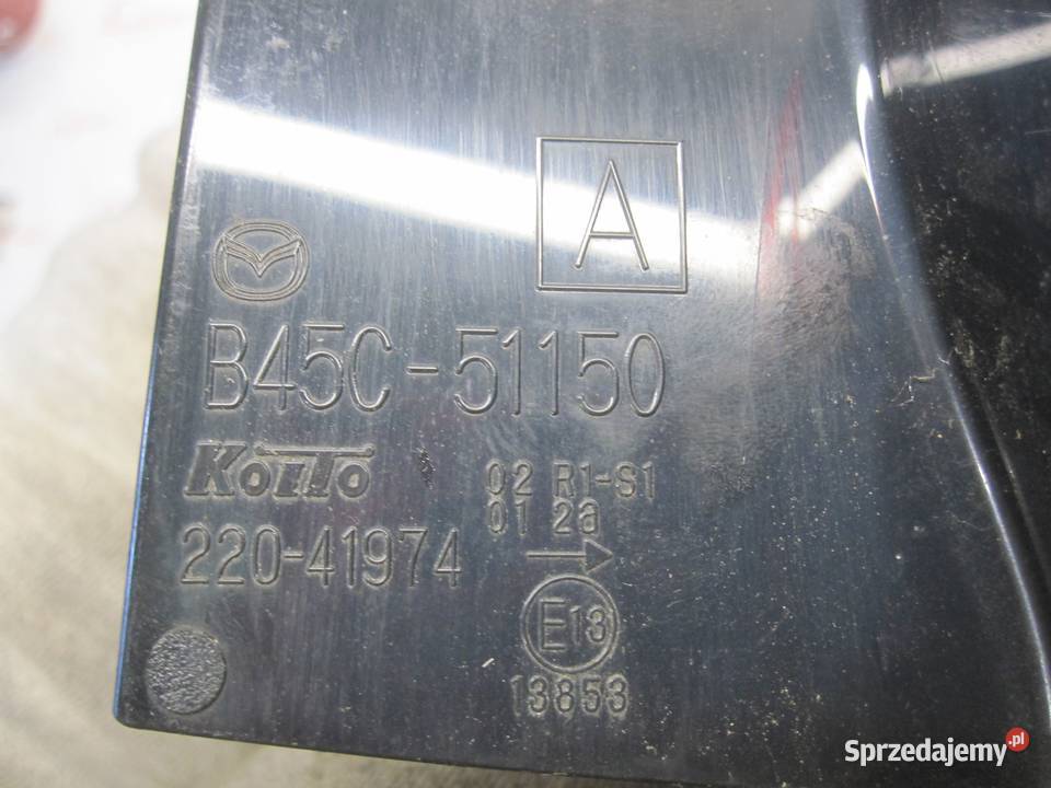 MAZDA 3 III 14r lampa prawa tył B45C51150 Kielce