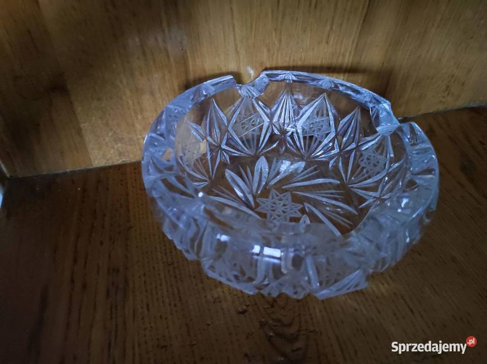 kryształowa popielnica popielniczka Ćmielów Kielce