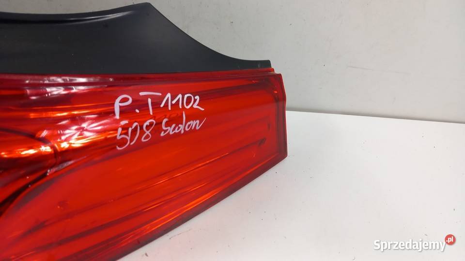 PEUGEOT 508 SEDAN LAMPA TYŁ PRAWA osobowe