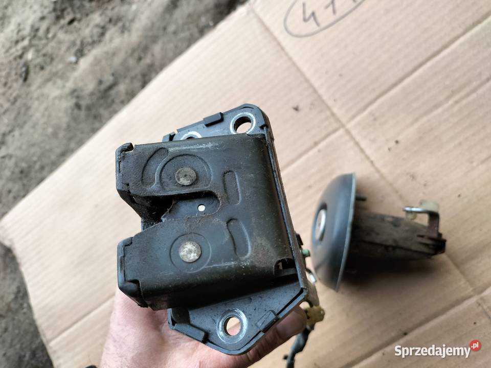 OPEL AGILA A ZAMEK WKŁADKA TYLNEJ KLAPY osobowe Kamień-Kolonia