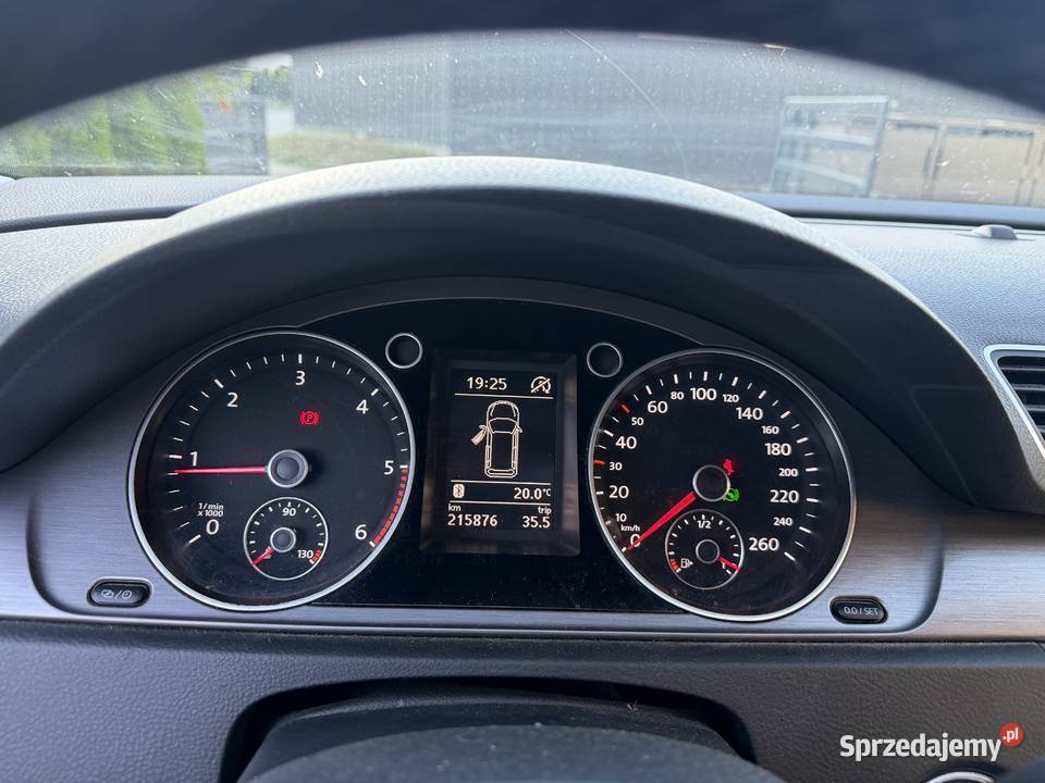 VW Passat 20 TDI 2013r kombi BlueMotion Szydłowo