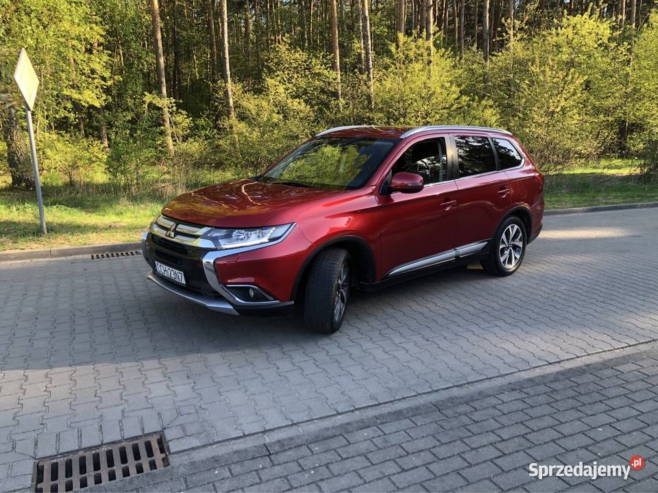 Mitsubishi Outlander 4x4 20 Benzyna 7 osobowy Outlander Unisław