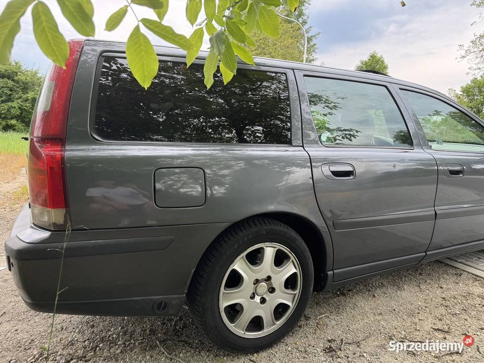 Volvo V70 25T 231 Benzyna LPG 2004 Kombi Sprawne Puławy sprzedam