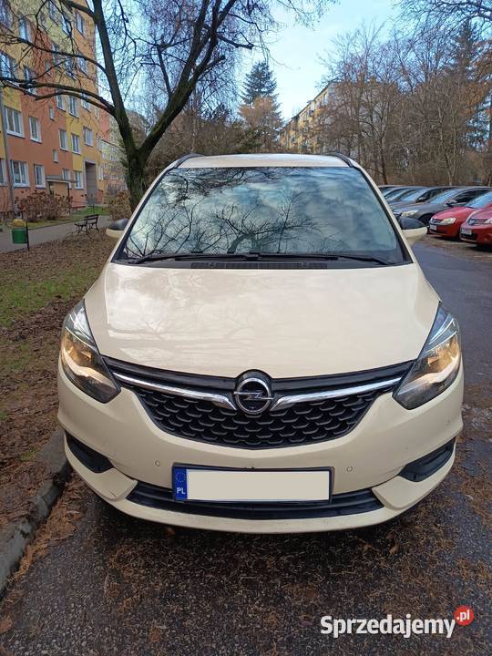 Opel Zafira Lublin 2017 BenzynaLPG nieuszkodzony Zafira