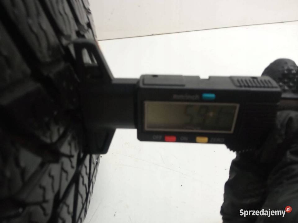 2x OPONA ZIMOWA KUMHO IZKEN KLV23 18565R15 88T Samochodowe sprzedam