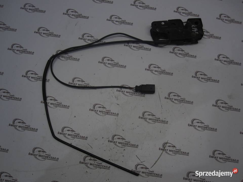 AUDI A3 SPORTBACK 8PA 10r zamek maski 2 pin osobowe Kielce