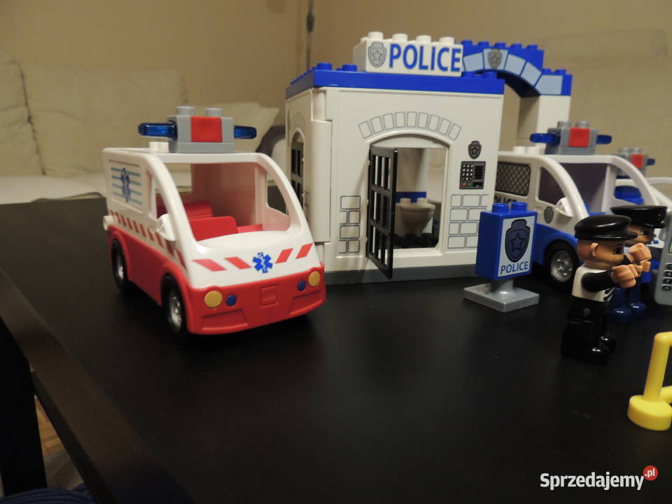 Okazja LEGO DUPLO więzienie policja i karetka sprzedam