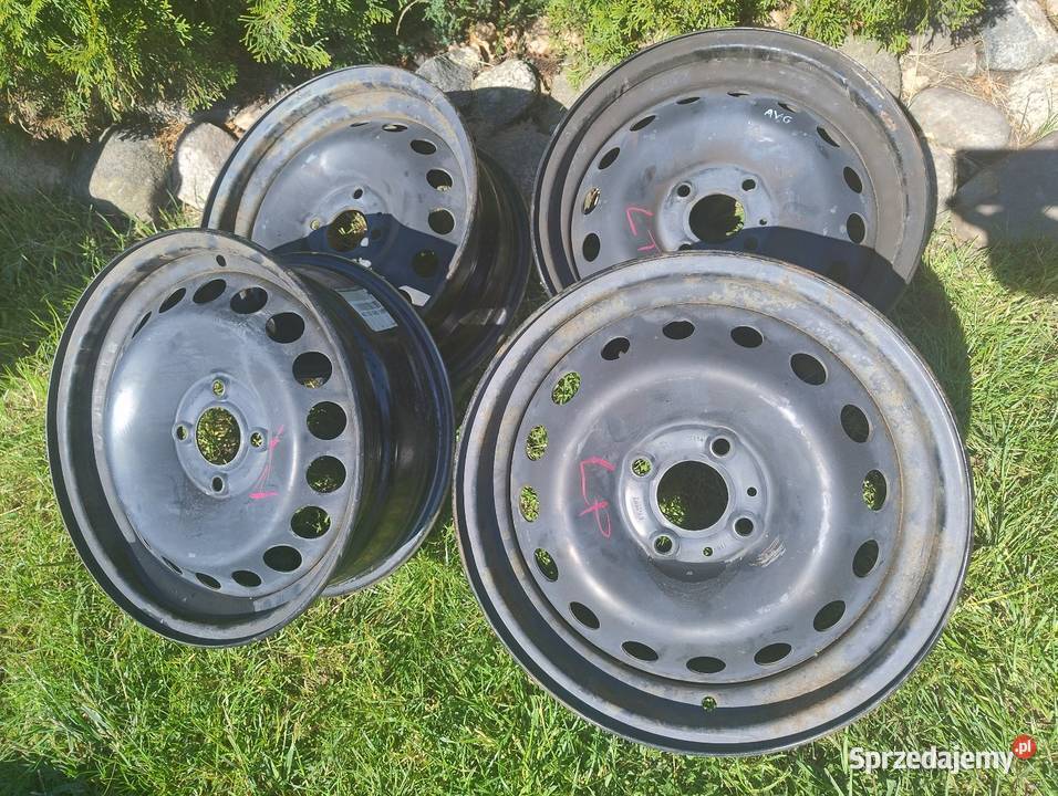 4 felgi stalowe Renault 15 2021 4x100 601mm ET40 pomorskie sprzedam