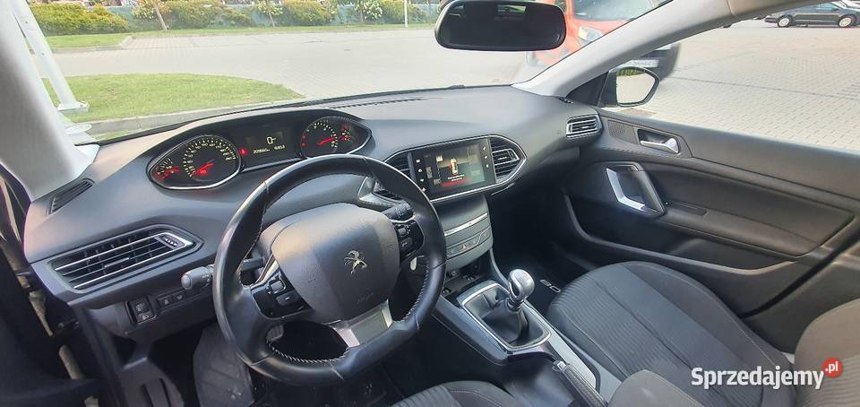 Sprzedam Peugeot 308 t9 16bluehdi klima tablet przyciemniane szyby Mostki sprzedam