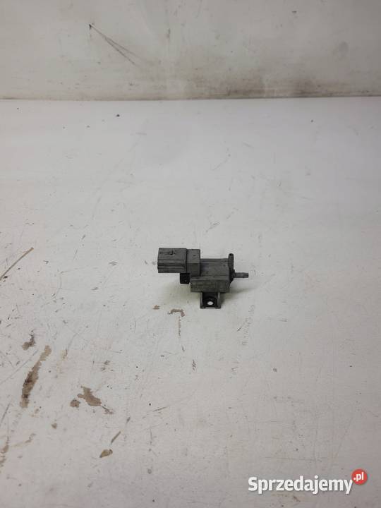 ZAWÓR PODCIŚNIENIA AUDI S4 S5 A6 30 T 079906283B sprzedam