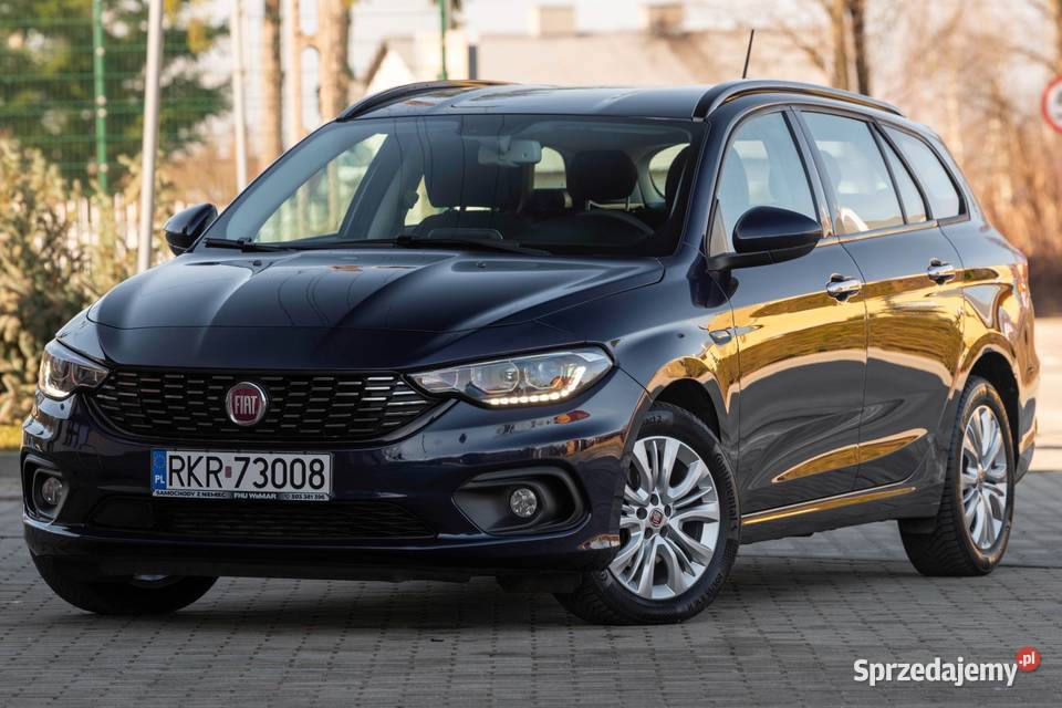 FIAT TIPO isofix