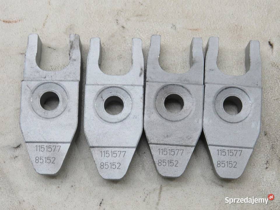 ŁAPKA MOCOWANIE WTRYSKU INSIGNIA B 16 CDTI