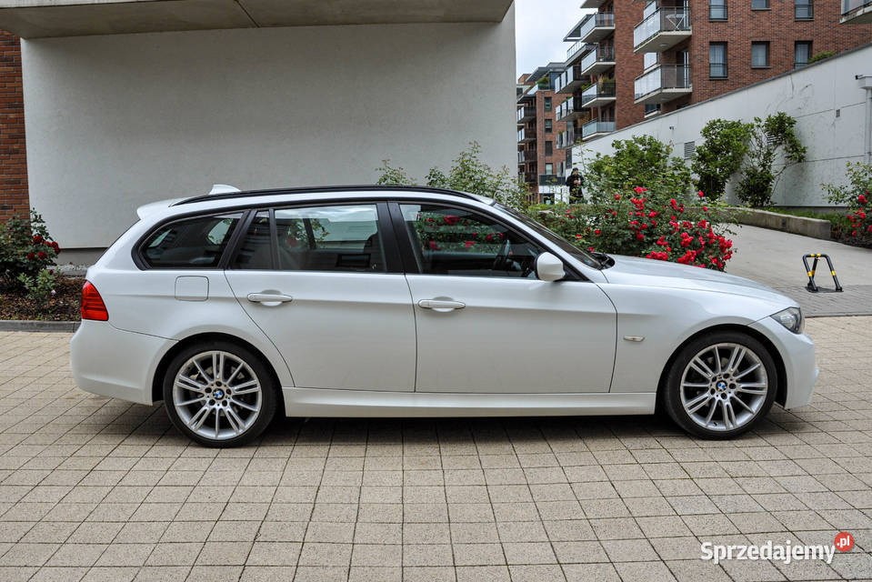 BMW Seria 3 E91 20d Lift 2011 r Bezwypadkowy