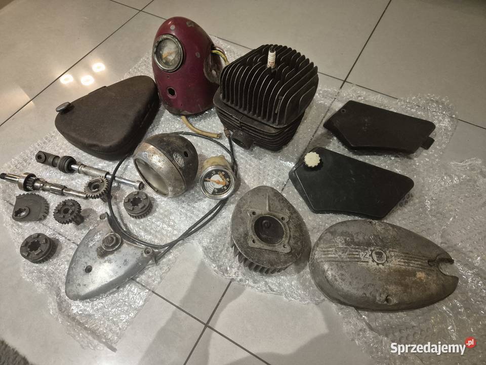 Części wsk wfm 125 komar romet Pozostałe śląskie Jaworzno sprzedam