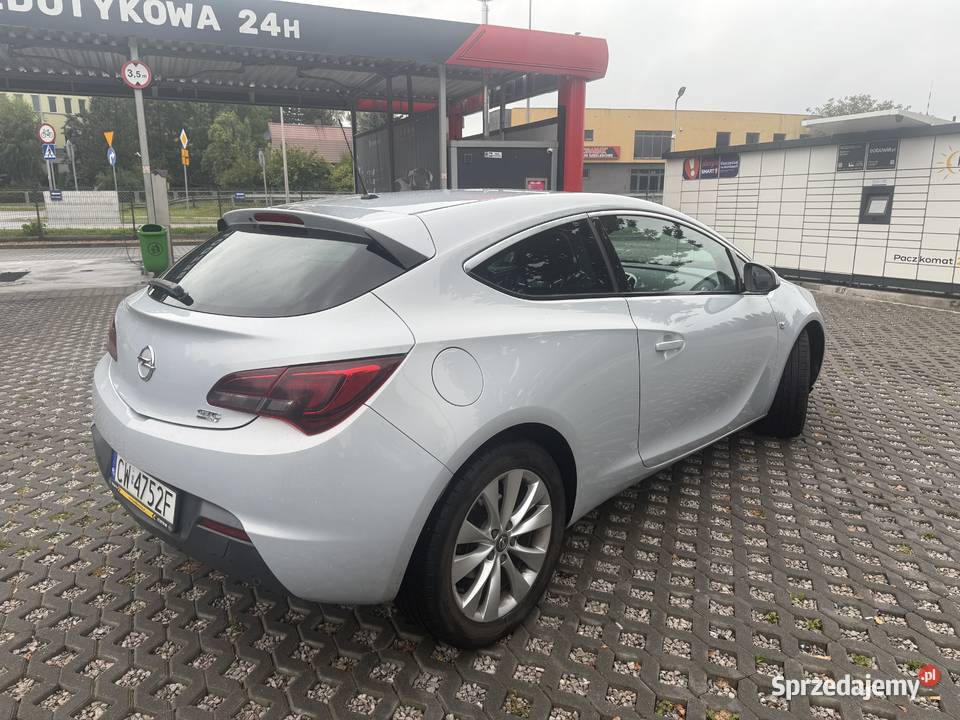 Opel Astra J GTC 14T 140 świętokrzyskie Kielce