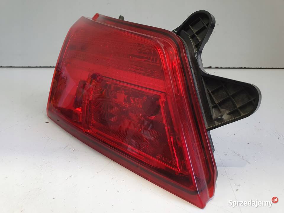 LAMPA LEWA Subaru Legacy V kombi TYLNA lewy tył