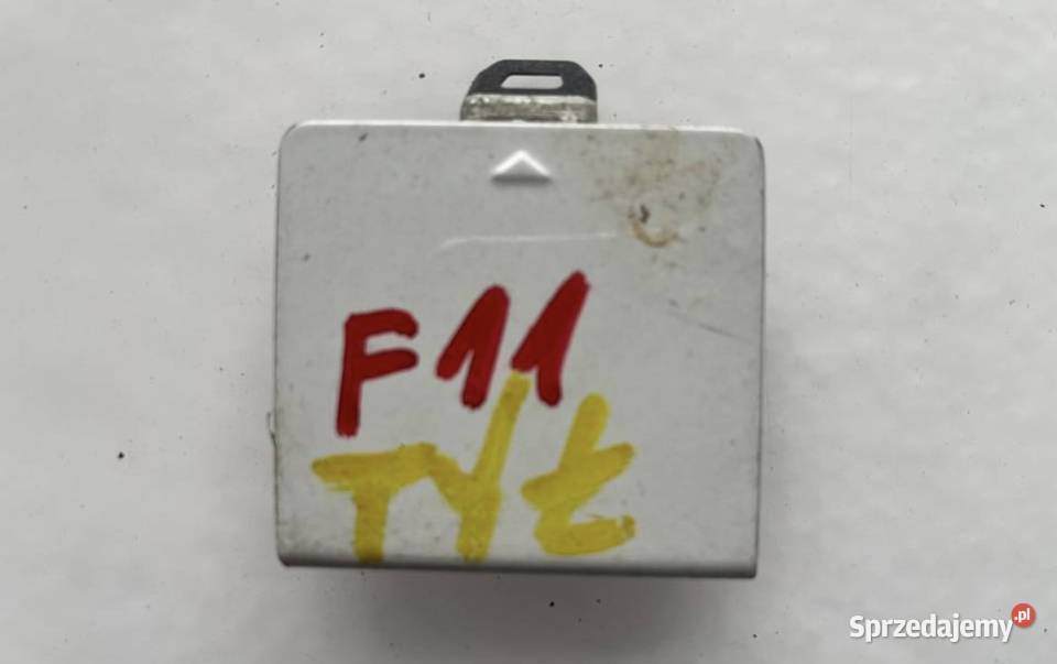 BMW 5 F10 F11 ZAŚLEPKA ZDERZAKA HAKA Międzychód sprzedam