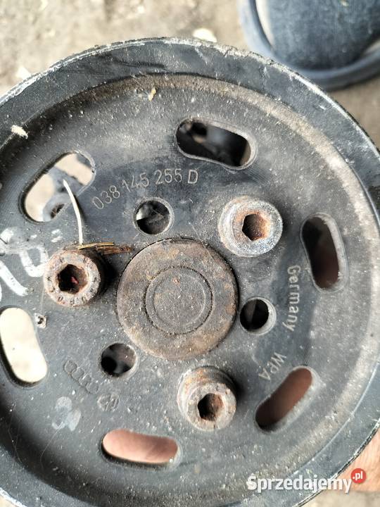 KOŁO PASOWE POMPY POMPA WSPOMAGANIA AUDI A4 B5 Kamień-Kolonia