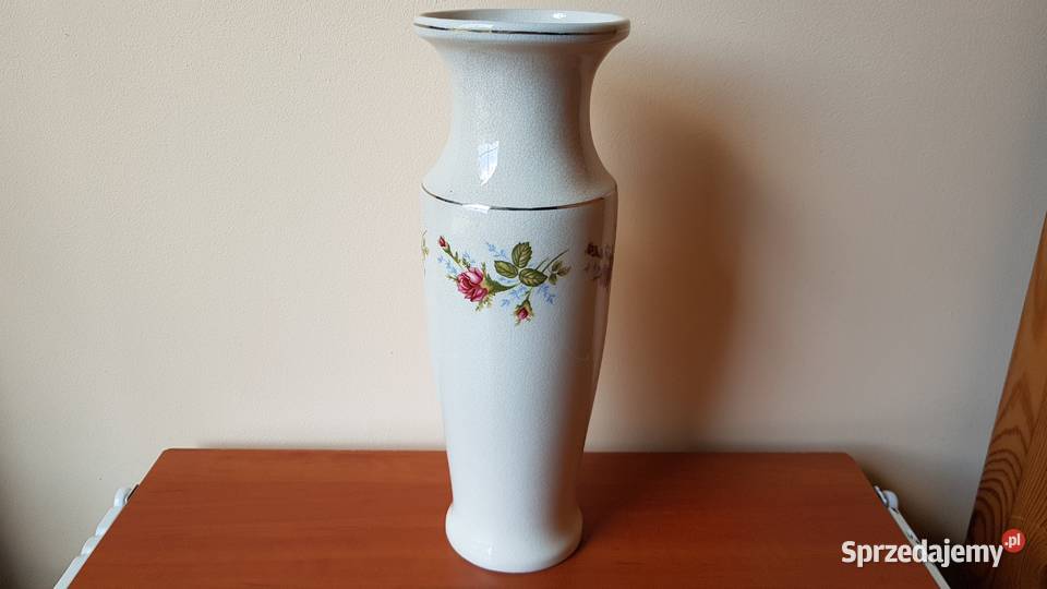 Wazon ceramiczny z różami kwiatami róża ceramika Dąbrowa Górnicza