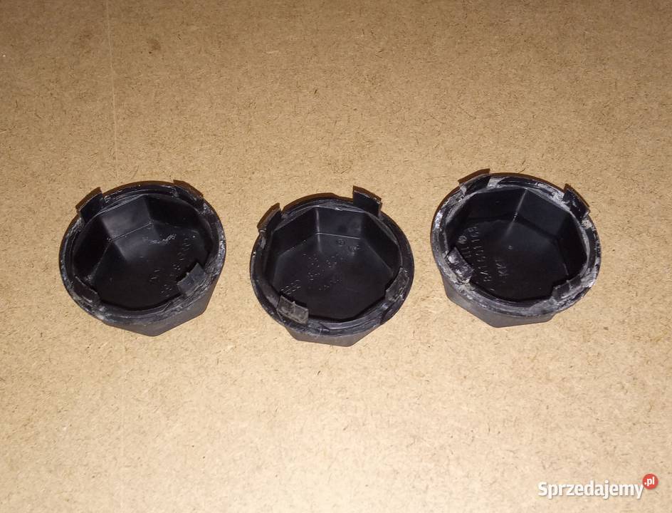 Dekielek felgi 841601165 Audi 8090100200 80s