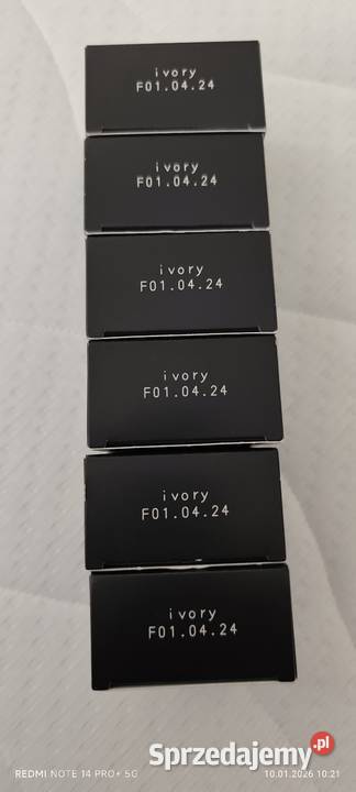 Puder Avon Ivory świętokrzyskie